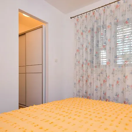 Vanja Apartment *